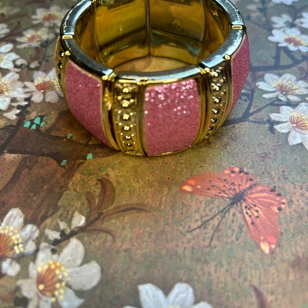 Chunky Pink and Gold Stretch Bracelet